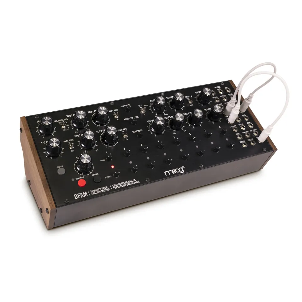 moog-dfam-synth-tiseur-analogique-de-percussion-semi-modulaire image 1