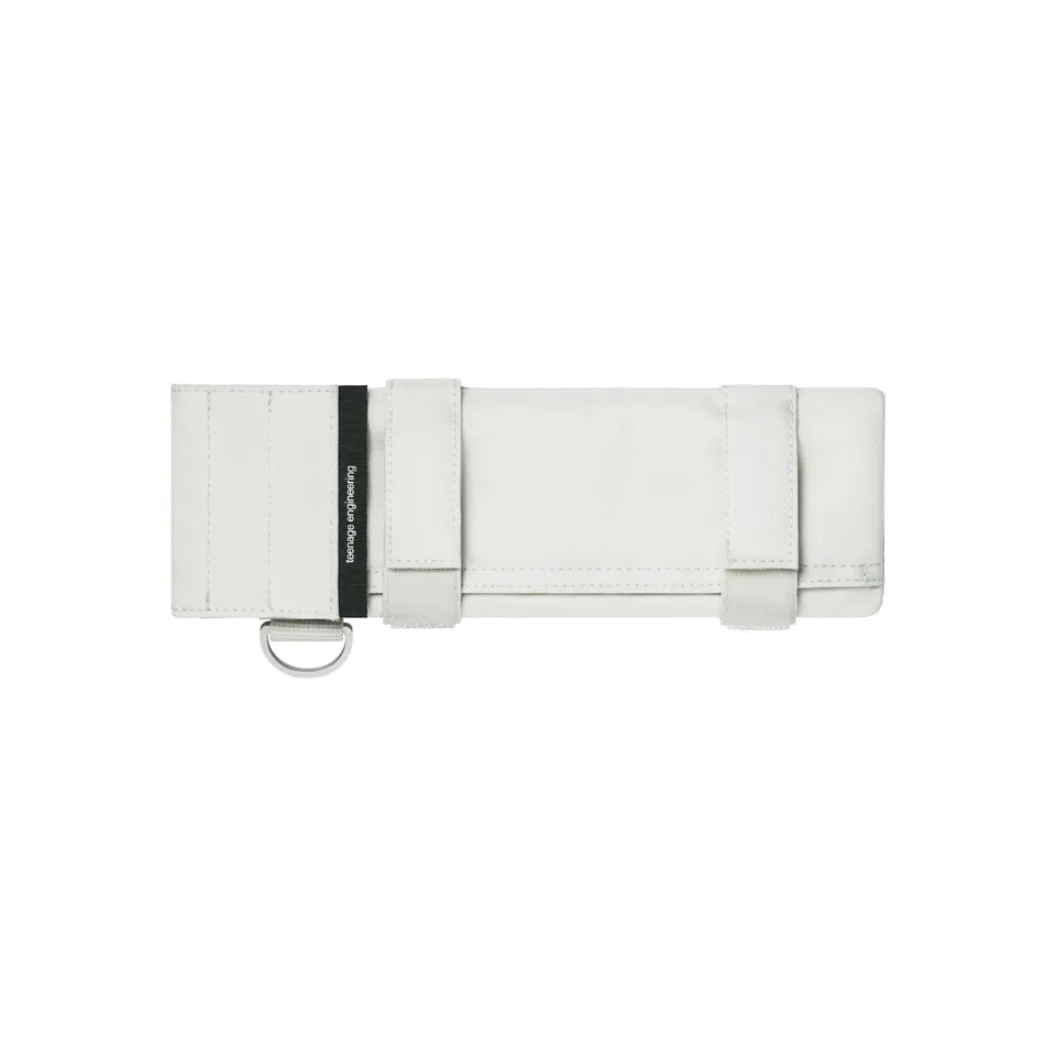 teenage-engineering-field-bag-op-z-medium-blanc-housse-de-transport image 1